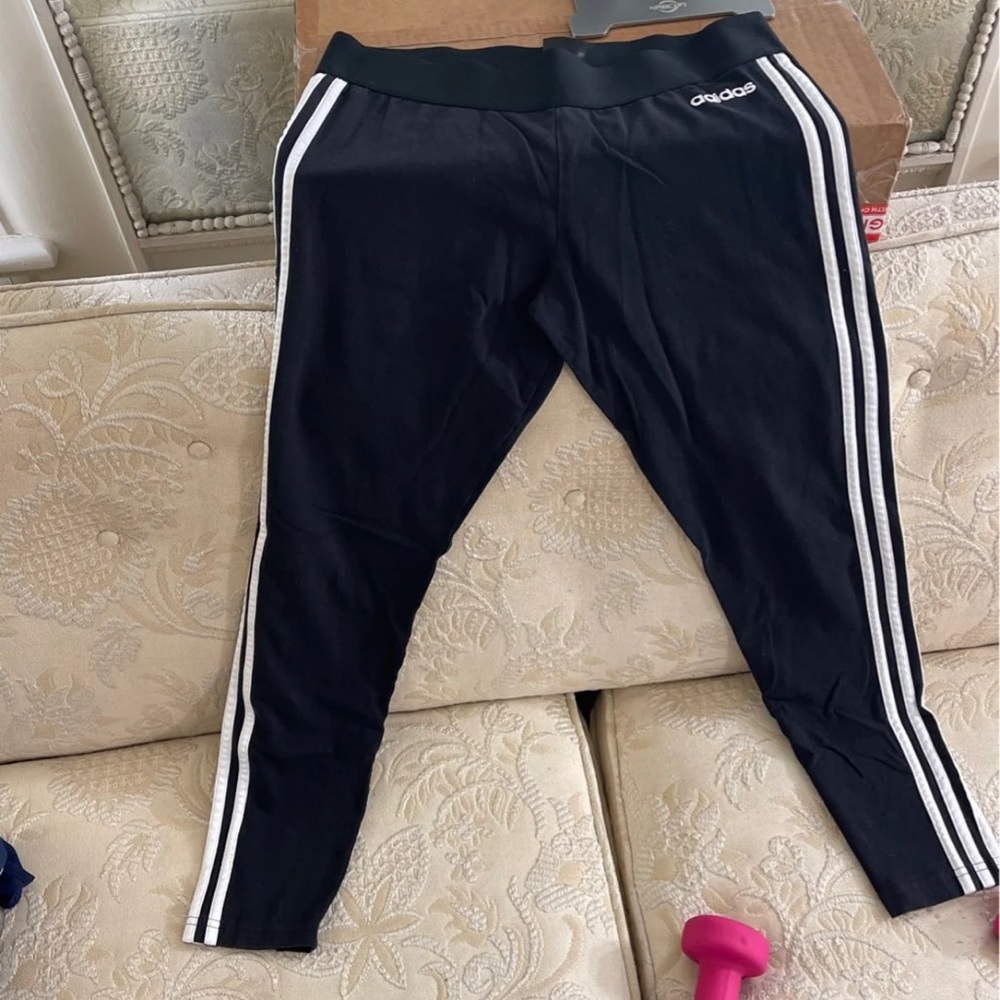 Adidas leggings
